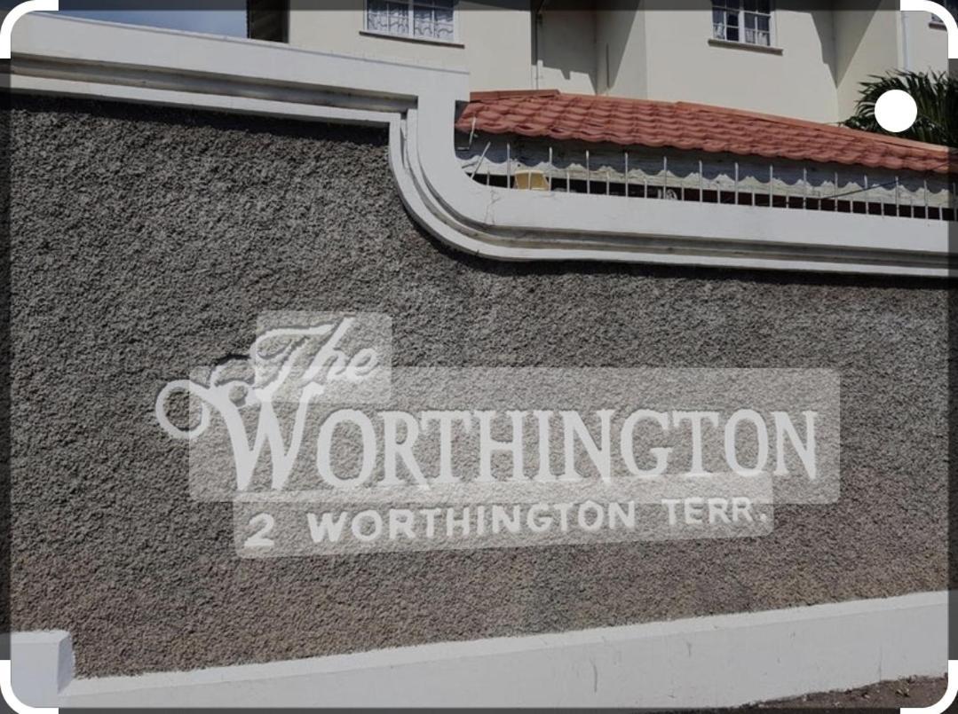 Modern Apartment At The Worthington Kingston Exterior foto